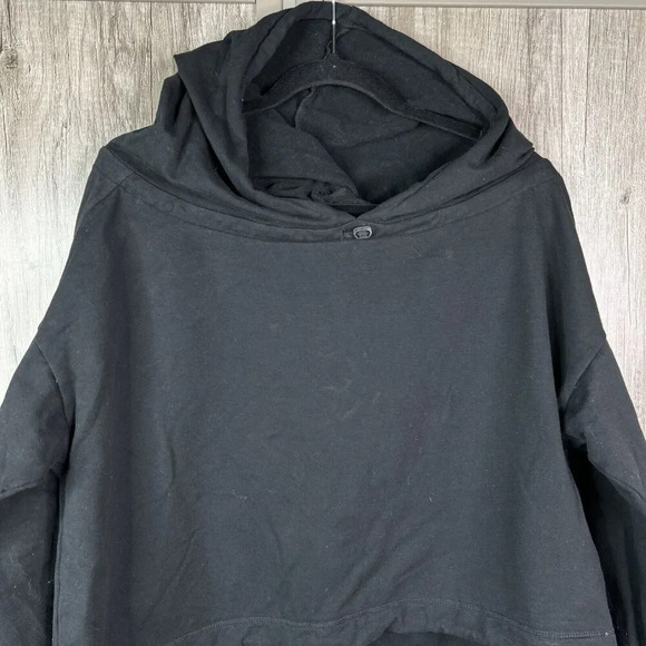 Black Hoodies Designed in Toronto Oversized Cropped Size L - Picture 3 of 8